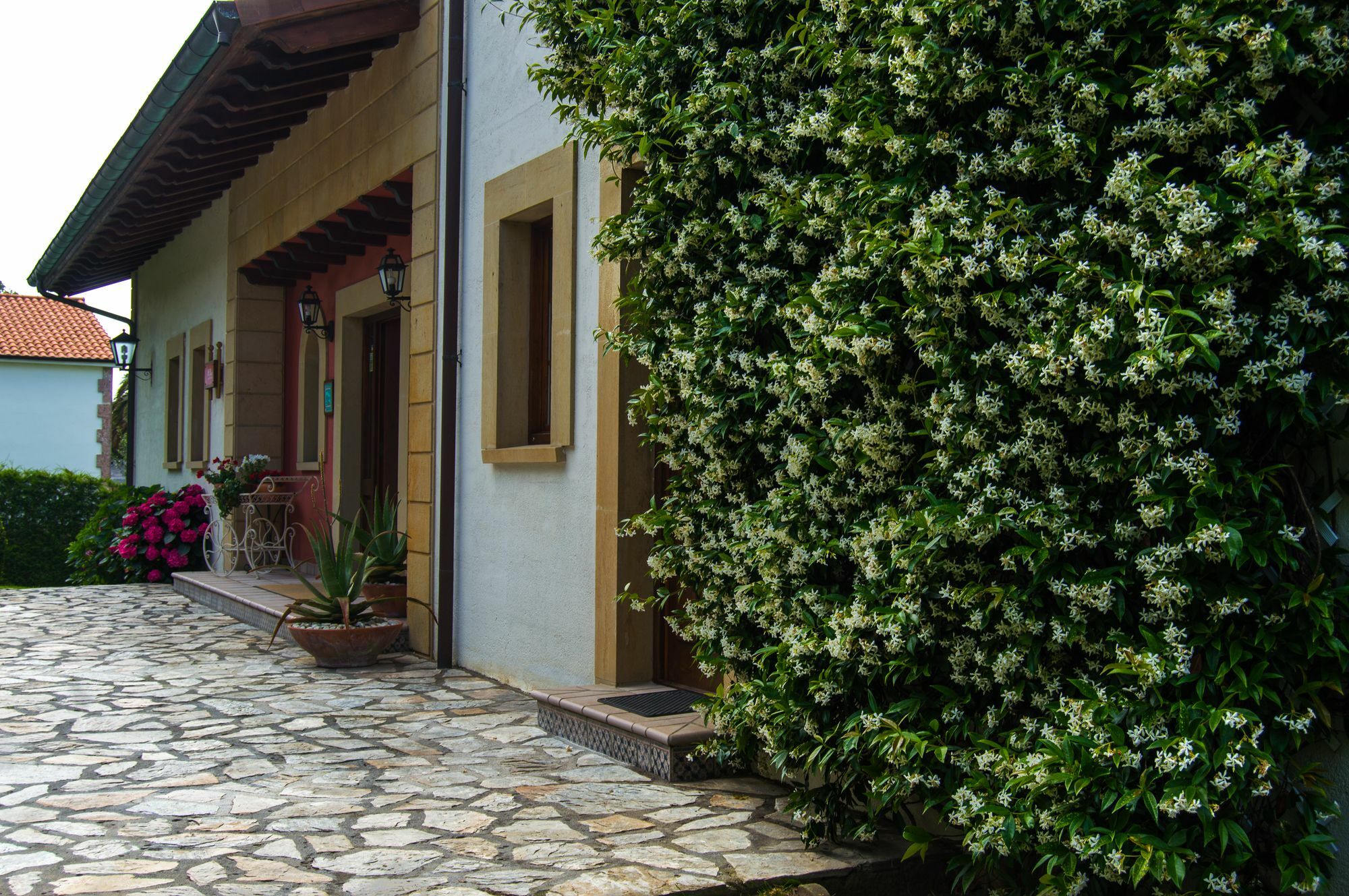 Hotel Posada La Robleda (Adults Only) أرنويرو المظهر الخارجي الصورة