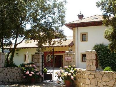 Hotel Posada La Robleda (Adults Only) أرنويرو المظهر الخارجي الصورة